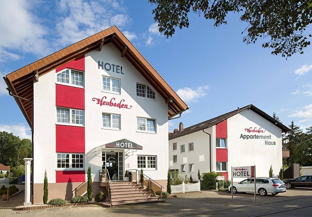 Hotel Heuboden Umkirch Exterior foto